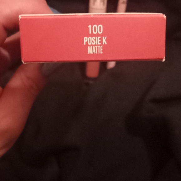 KYLIE MATTE LIQUID LIPSTICK/LIPLINER POSIE - Picture 2 of 2